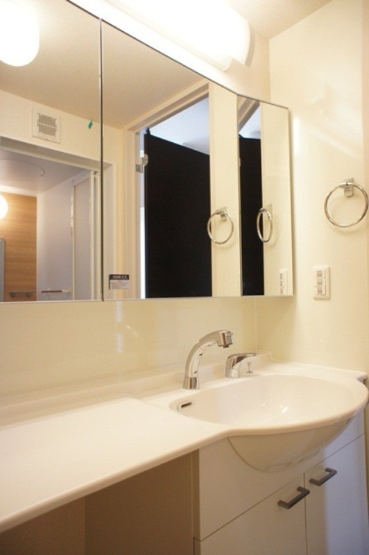 洗面設備　図面と現状に相違がある場合には現状を優先