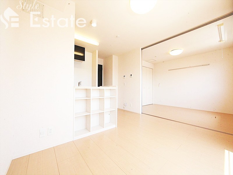 居室・リビング　内装