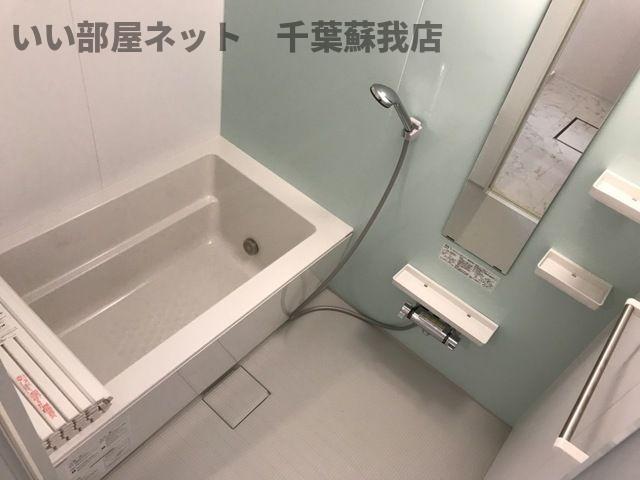 バス・シャワールーム　ゆったり過ごせるお風呂です