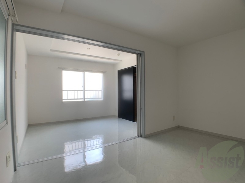 居室・リビング　広くてキレイなお部屋が広がっていて、充実した生活が送れそう。