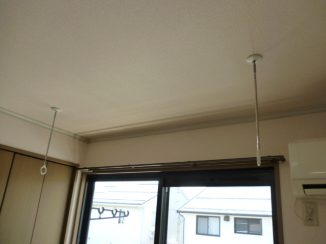 その他設備　室内物干し