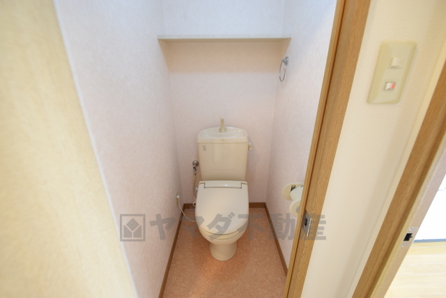 トイレ　トイレ