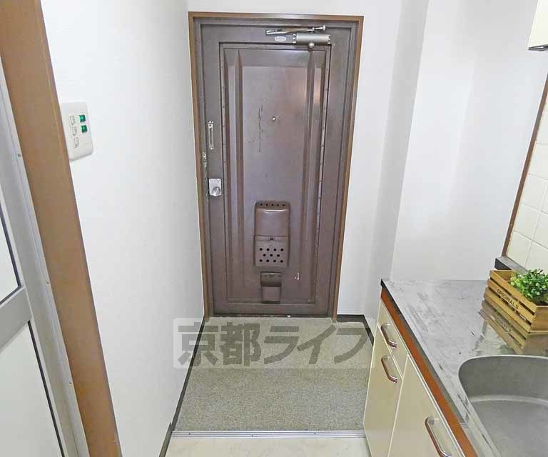 玄関　玄関です。
