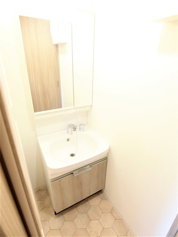 洗面設備　独立洗面台