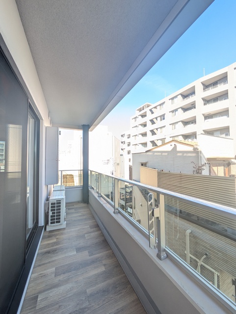 バルコニー　バルコニー