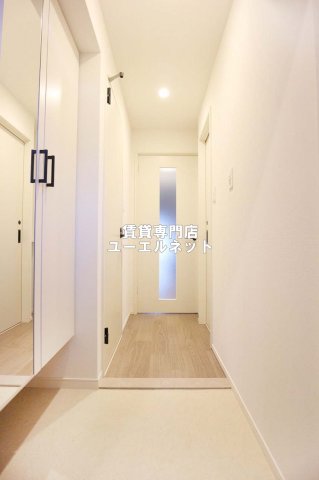 玄関　住まいの顔ともなる玄関