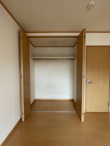 収納　※同物件、ほかのお部屋の写真です。