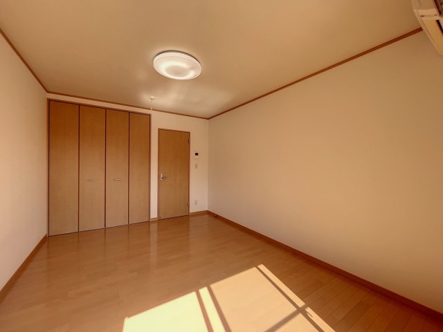 その他部屋・スペース　※同物件、ほかのお部屋の写真です。