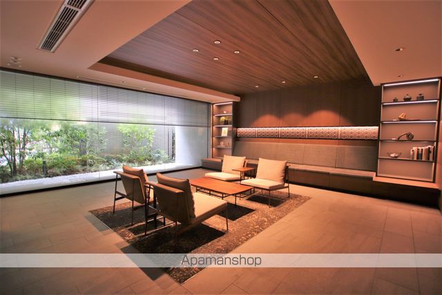 ロビー　ロビー