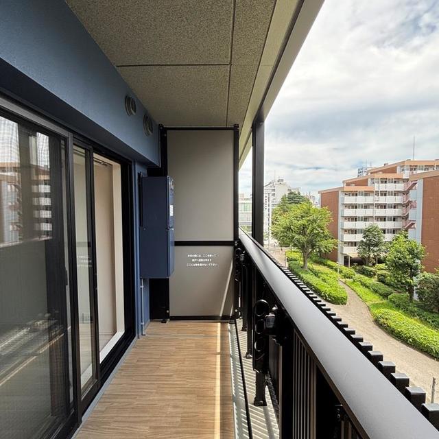 バルコニー　※写真は同タイプ住戸です。