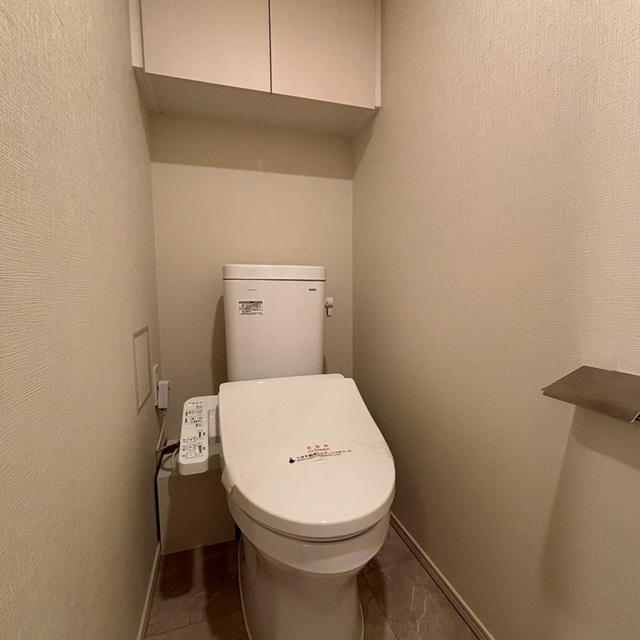 トイレ　※写真は同タイプ住戸です。