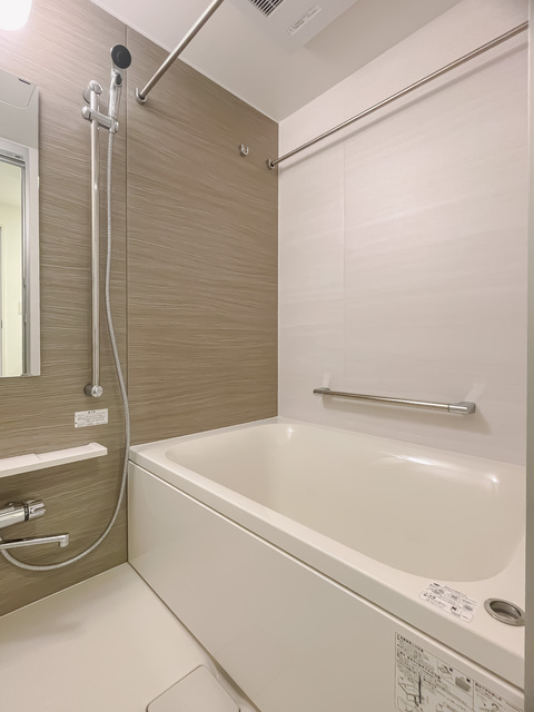 バス・シャワールーム　※写真は同タイプ住戸です。