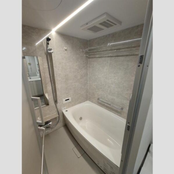 バス・シャワールーム　※反転タイプとなります