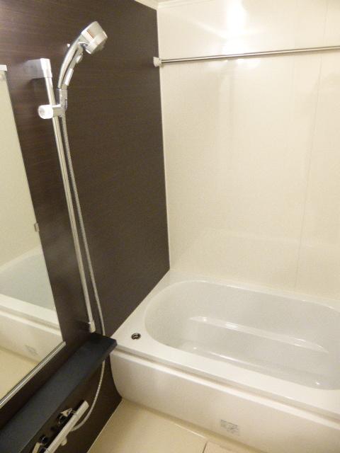 バス・シャワールーム　バス※別部屋参考写真