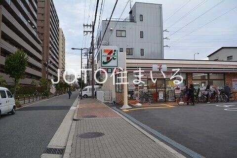 コンビニ　セブンイレブン大阪関目2丁目店（コンビニ）まで216m