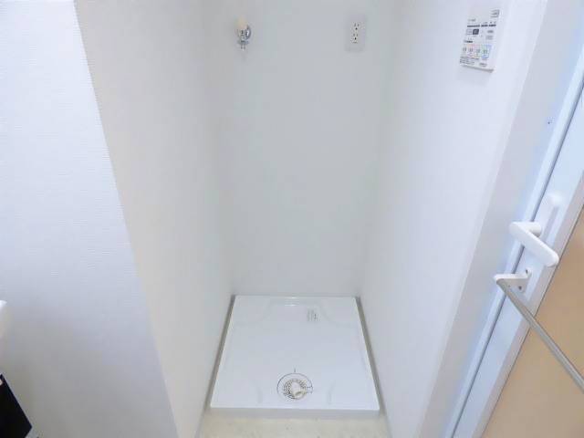 その他部屋・スペース　室内洗濯機置き場です。