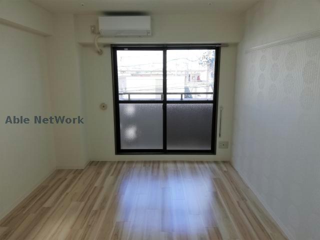 居室・リビング　同型モデル