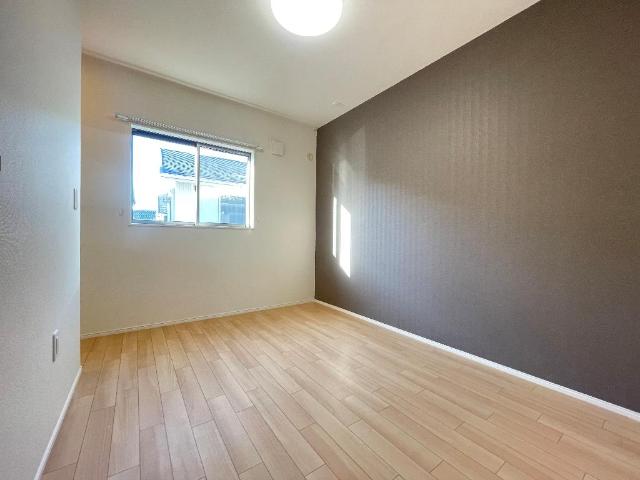 その他部屋・スペース　洋室（アクセントクロス色違います）（イメージ）