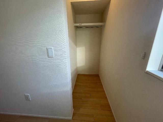 収納　洋室収納（イメージ）