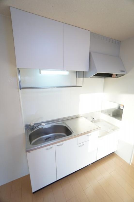 キッチン　※同物件・同タイプの写真です。