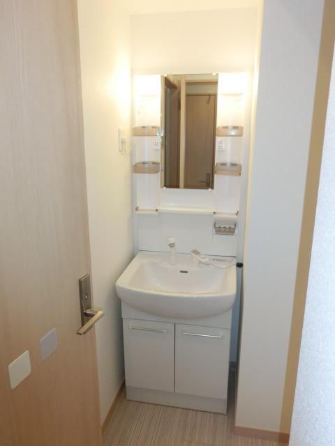 洗面設備　毎日使いますよね。