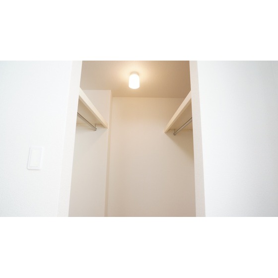 収納　クローゼット