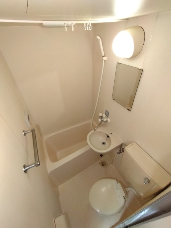 バス・シャワールーム　※他部屋写真使用