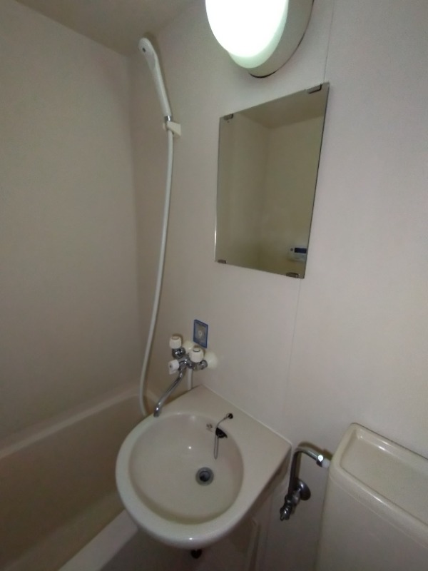洗面設備　※他部屋写真使用