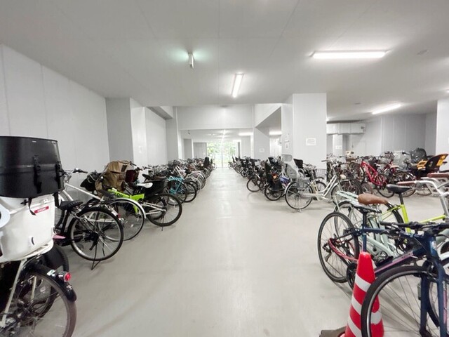 その他　駐輪場