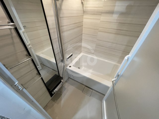 バス・シャワールーム　エスライズ西本町II　浴室