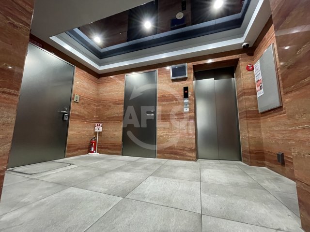 ロビー　エスライズ西本町II　ロビー