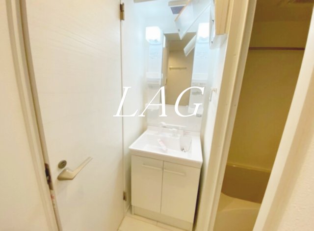 洗面設備　洗面台です。