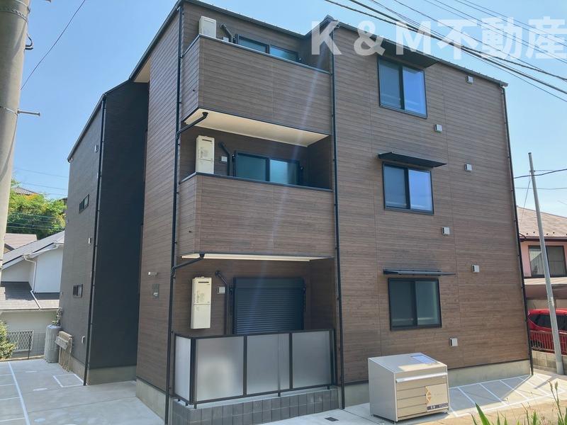 建物外観　外観は落ち着いています