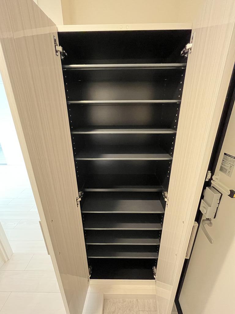 玄関　※同シリーズ