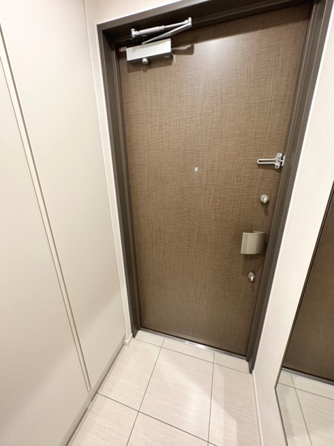 玄関　※写真は同タイプ住戸です。