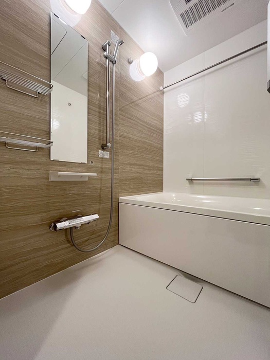 バス・シャワールーム