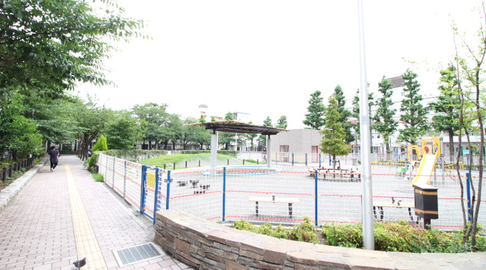 公園　物件（公園）まで320m