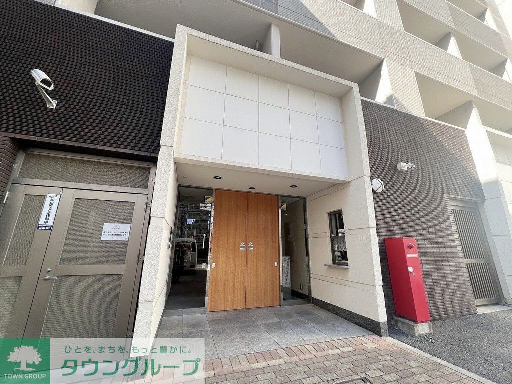 エントランス　エントランス