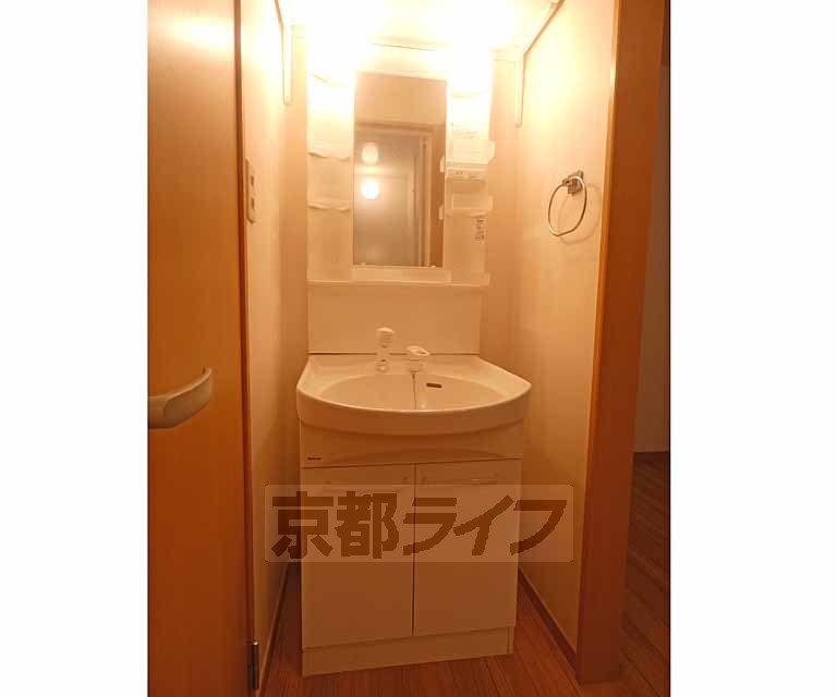 洗面設備　洗面台です。