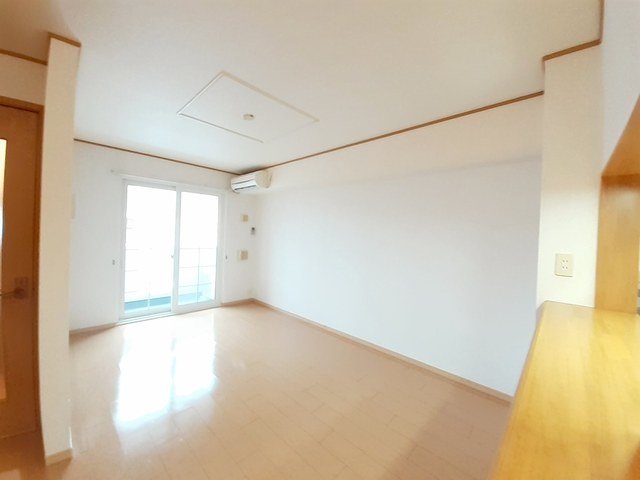 居室・リビング　居間です