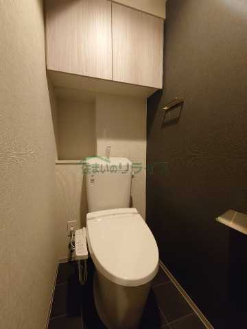 トイレ　別階層の参考写真になります。