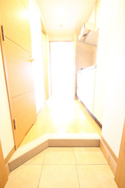 玄関　ただいまー！！