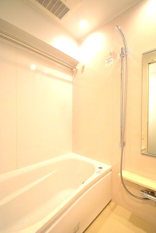 バス・シャワールーム　日々の暮らしに欠かせないお風呂です