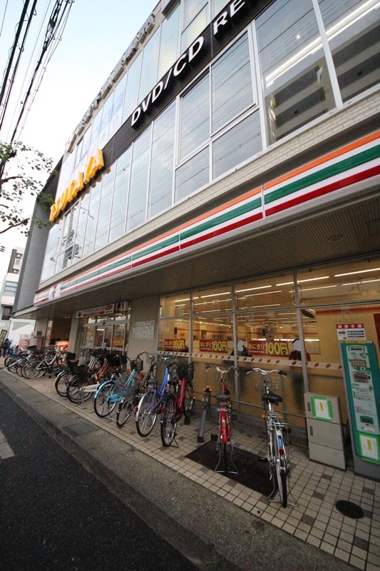 コンビニ　セブンイレブン阪急武庫之荘駅南店（コンビニ）まで137m