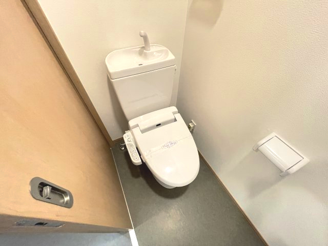 トイレ　ゆったりとした空間のトイレです
