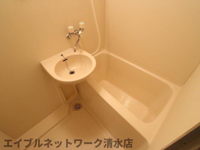 バス・シャワールーム　同物件同タイプ