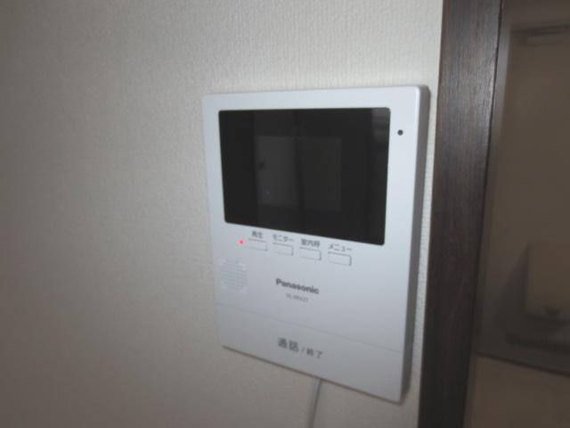 セキュリティ　TVモニターホンが設置されています