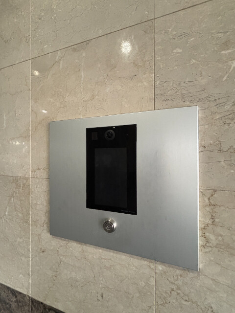 エントランス　オートロック