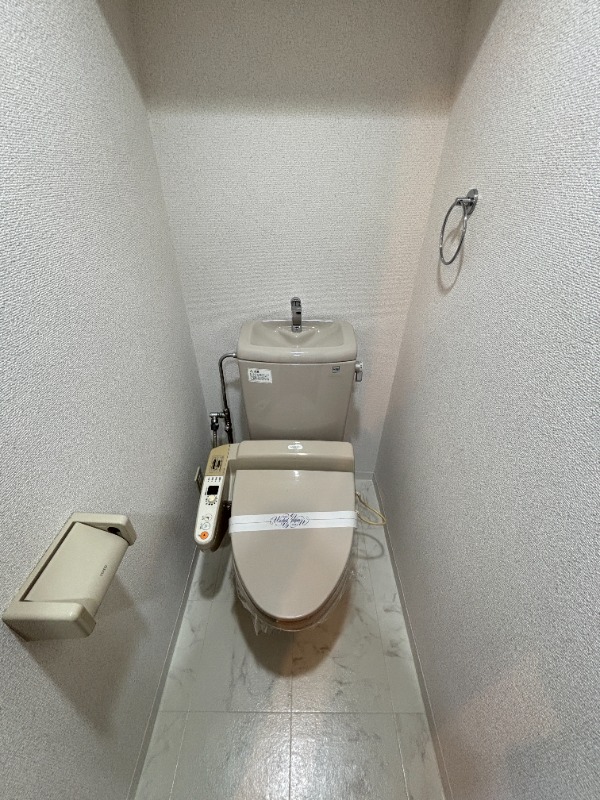 トイレ　３０２号室　写真