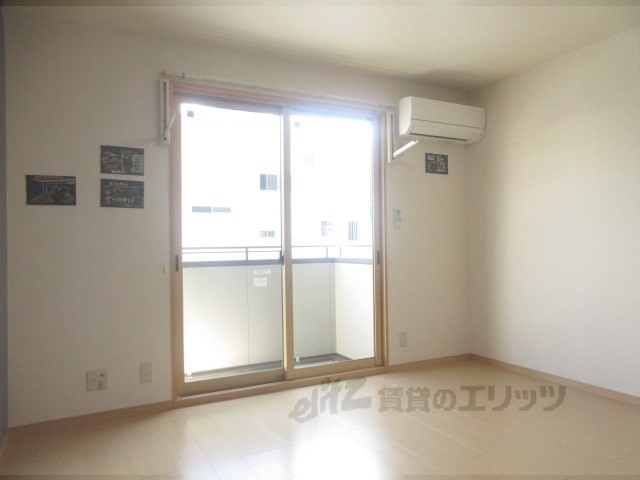 居室・リビング　洋室